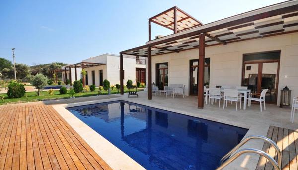 Greenlife Villas And Apartments