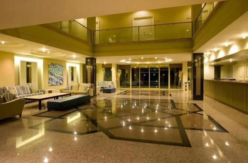 Presa Di Finica Hotel & Suites