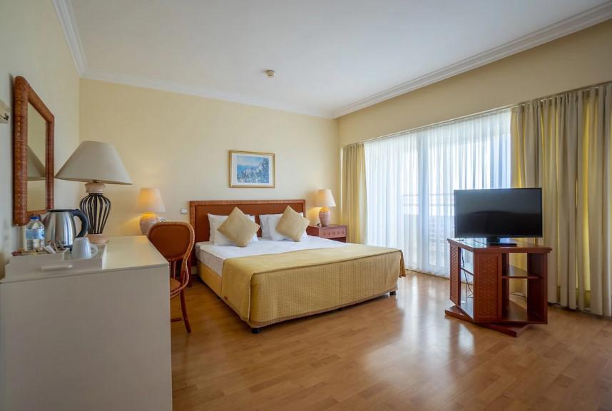 Presa Di Finica Hotel & Suites