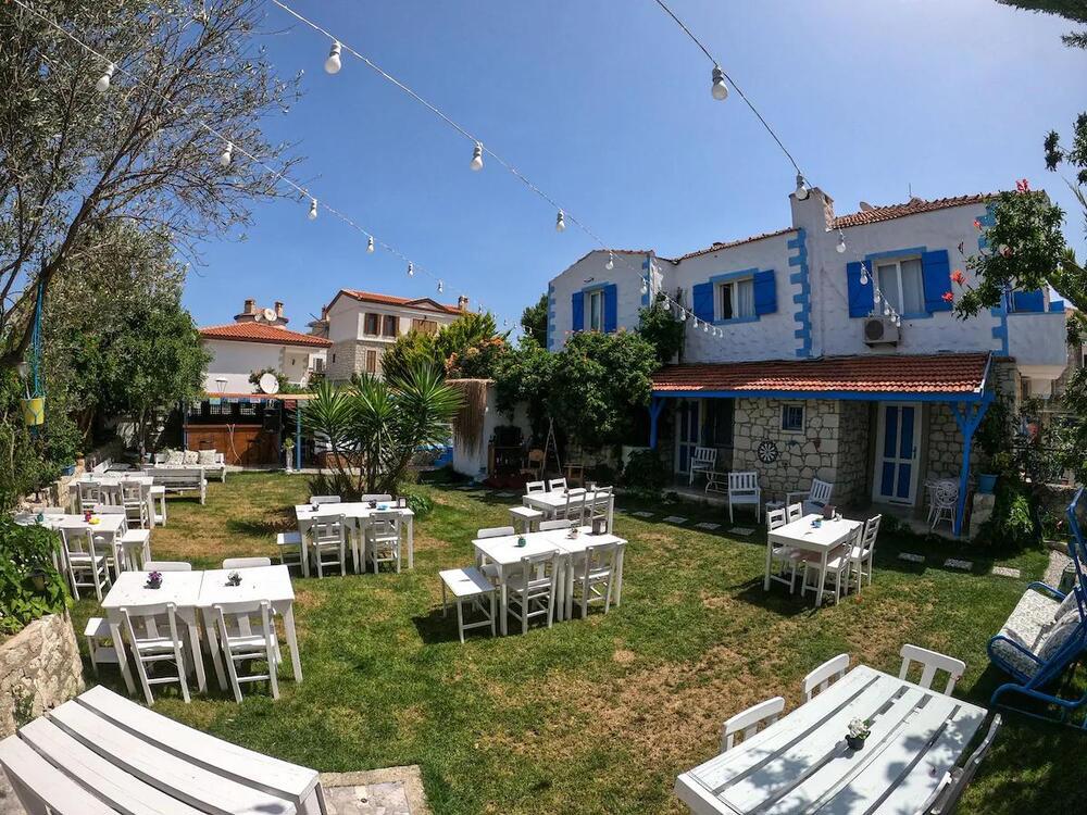 Zeren Alaçatı Butik Otel