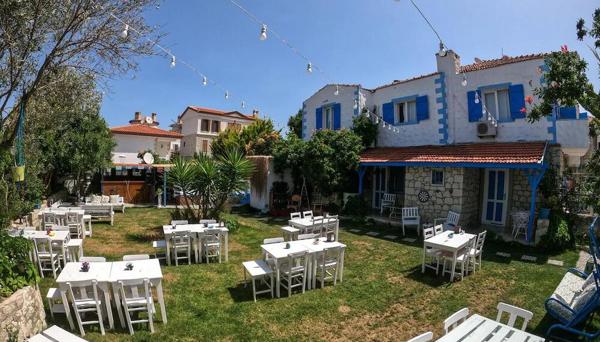 Zeren Alaçatı Butik Otel