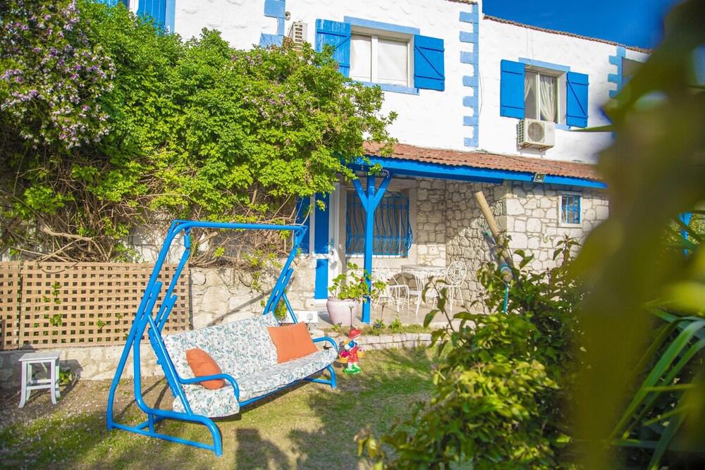 Zeren Alaçatı Butik Otel