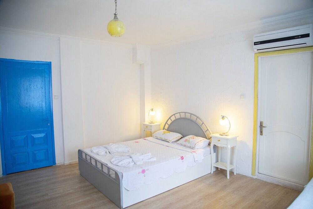 Zeren Alaçatı Butik Otel