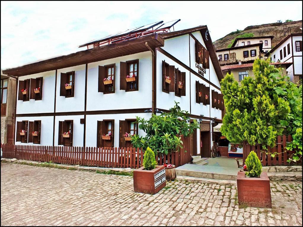 Çakıroğlu Konak