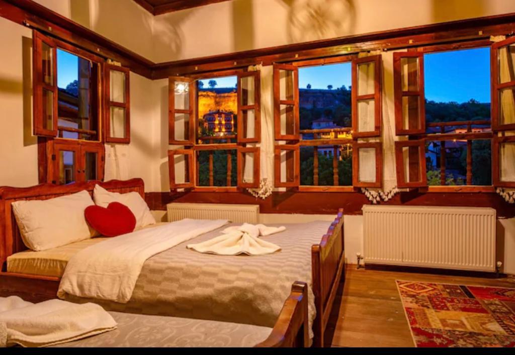 Beyzade Konak Otel