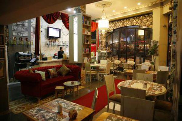 Romans Haute Couture Hotel