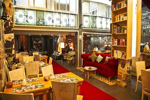 Romans Haute Couture Hotel