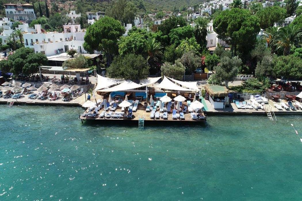 Anar Hotel