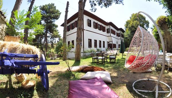 Havuzlu Asmazlar Konağı