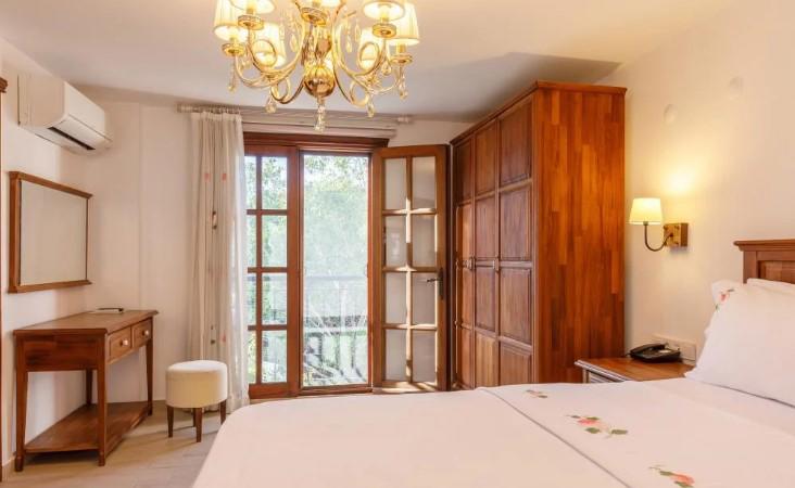 Monza House Otel