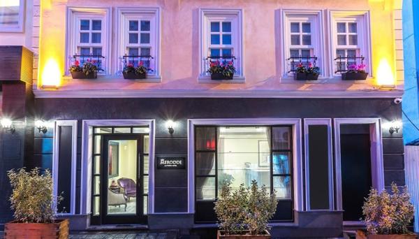 Meroddi La Porta Hotel