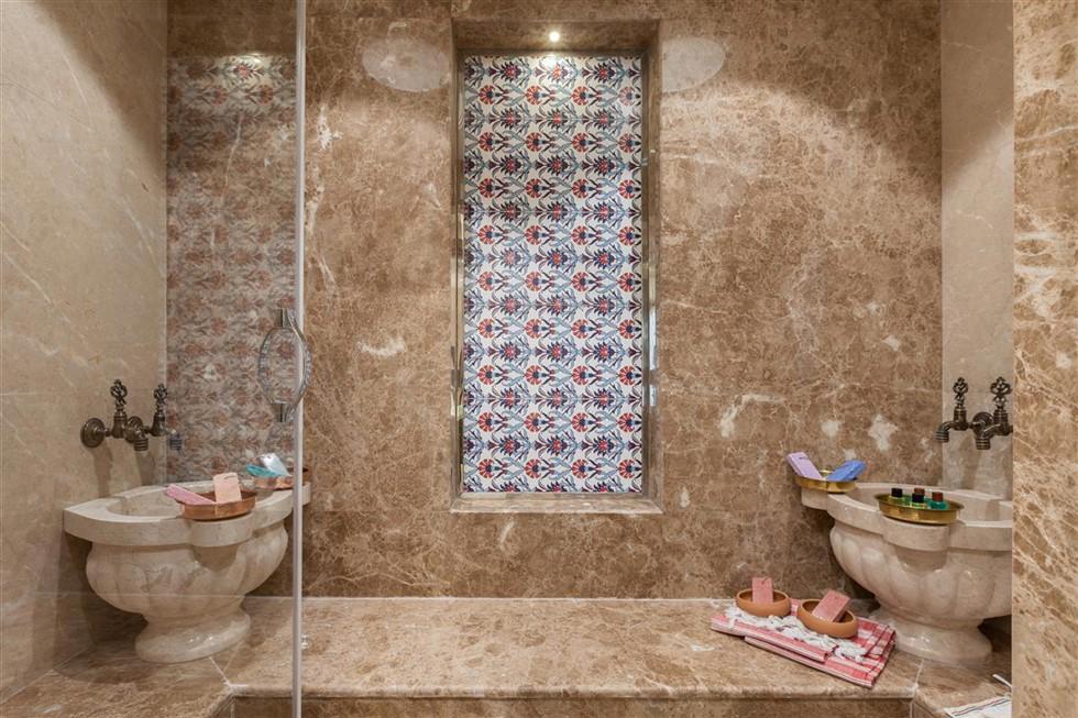 Lord Morgan & Exclusive Design Cihangir