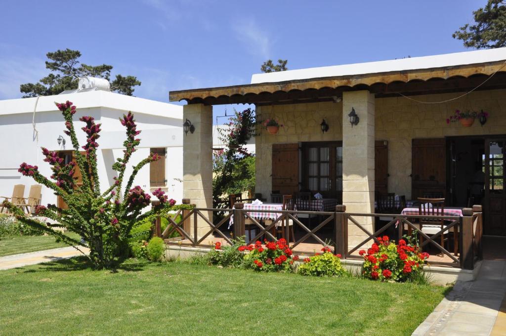 Villa Lembos