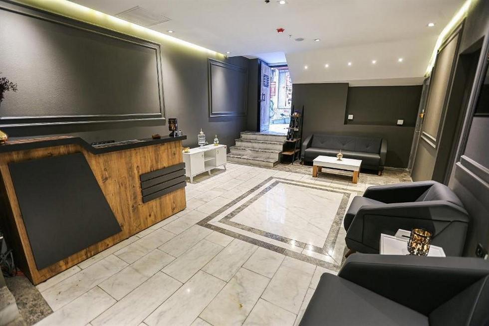 Royal Galata Hotel