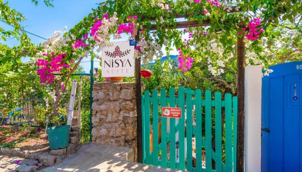Nisya Suite