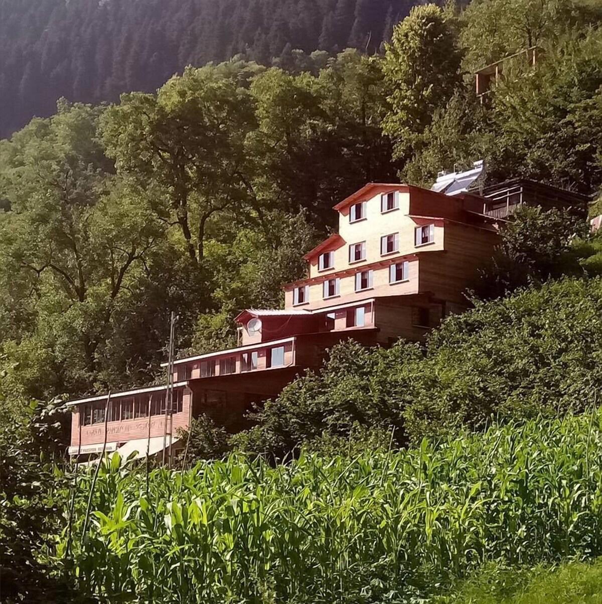 Gogalay Bungalov Hotel Restoran