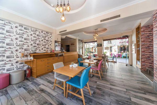 Taya Hatun Hotel