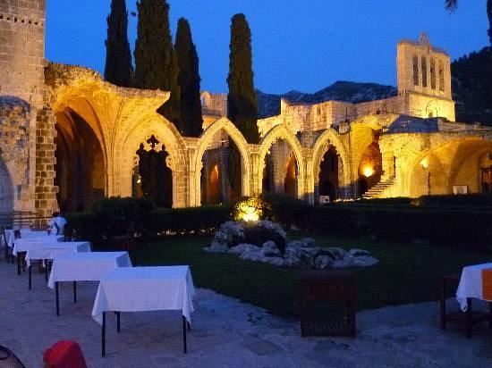 Green Holiday Village