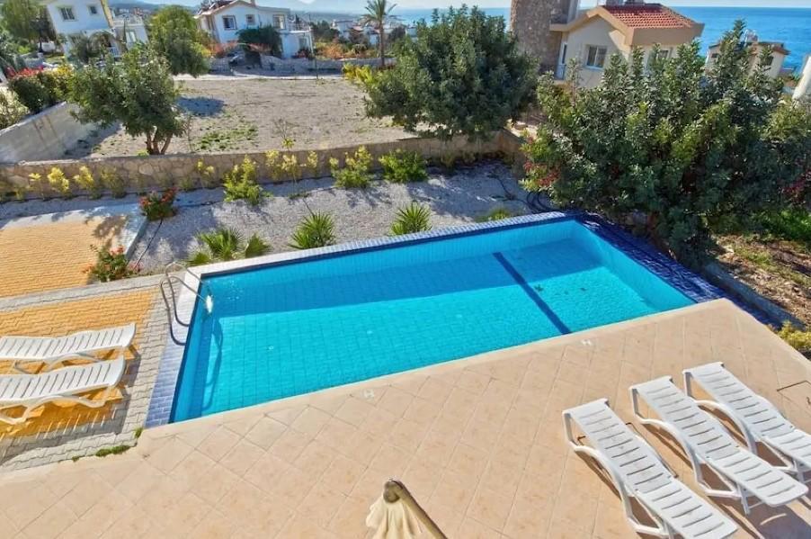 Villa Sunny By Amy Villas