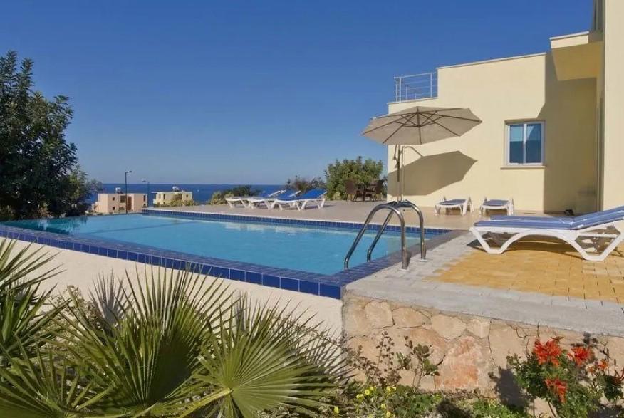 Villa Sunny By Amy Villas