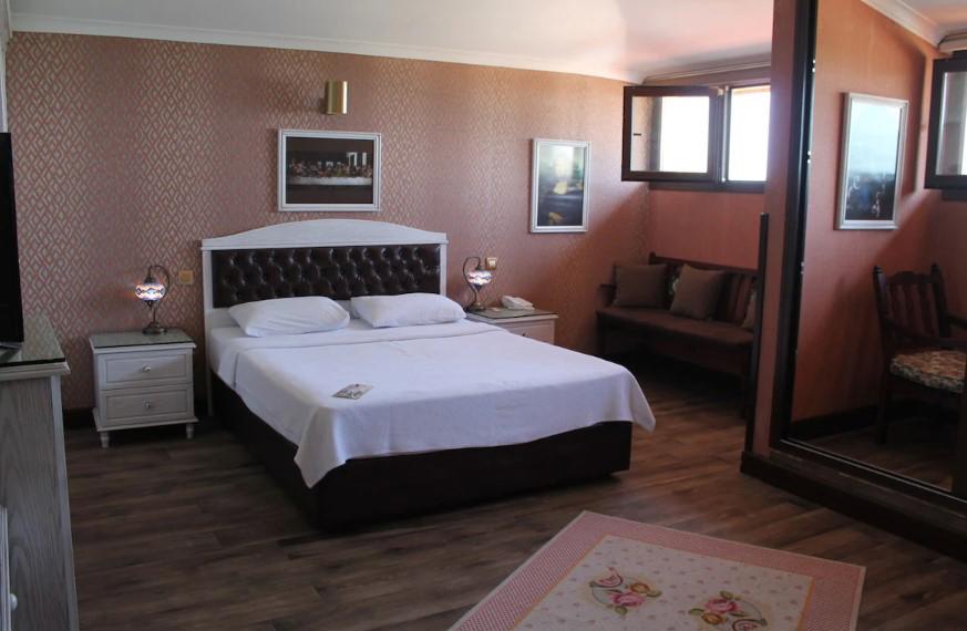 Bella View Art Boutique Hotel