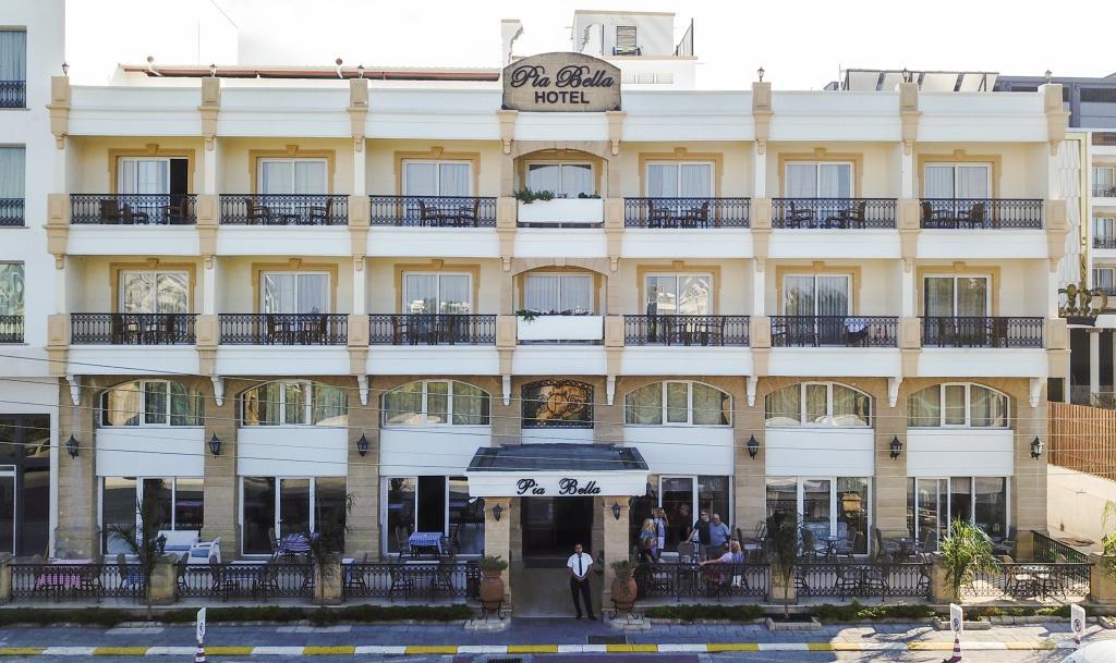 Hotel Pia Bella
