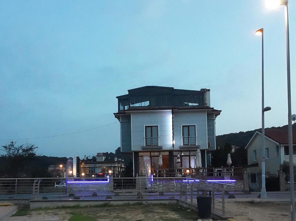 Agva Manolyam Otel