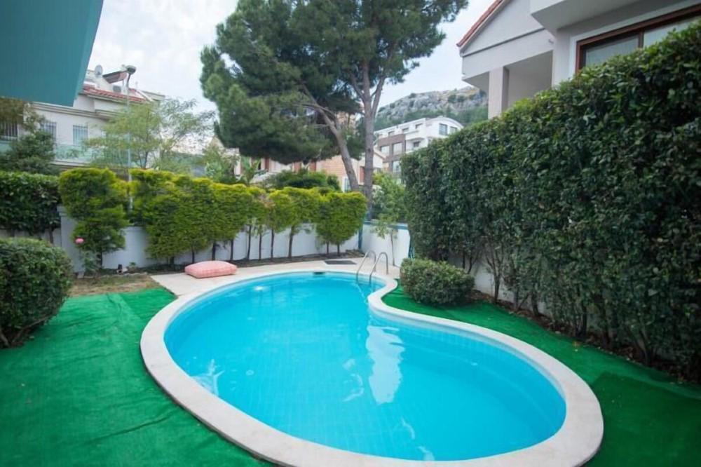 Villa Pear