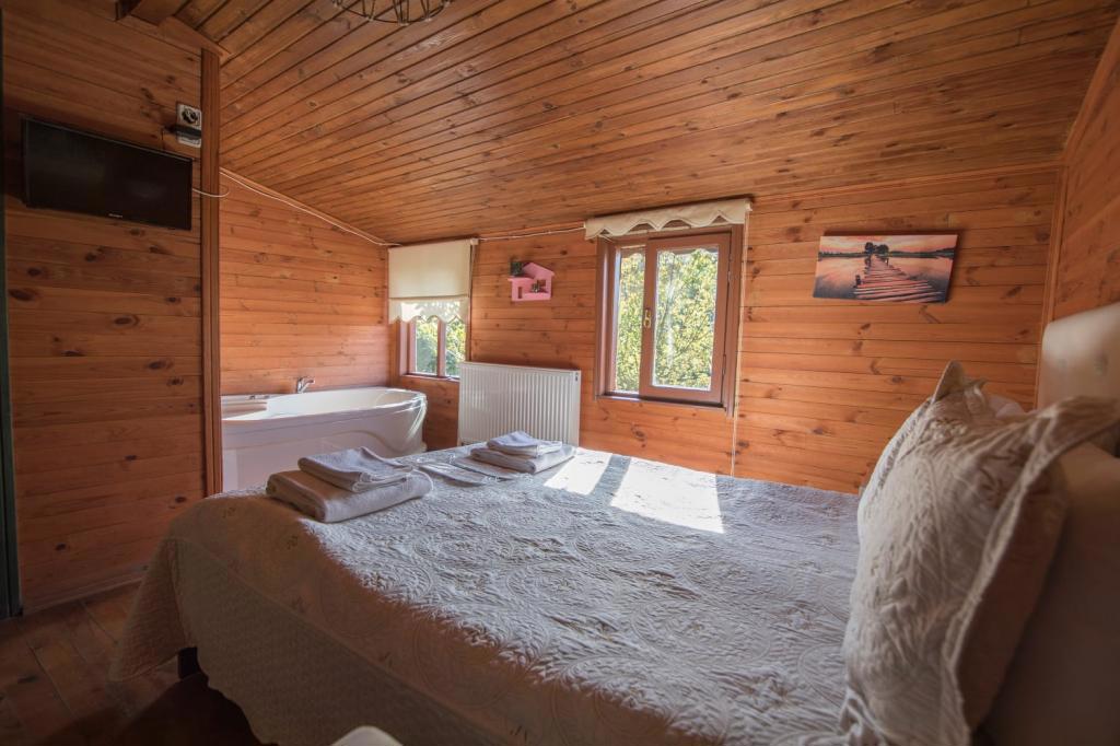 Ekoland Hotel