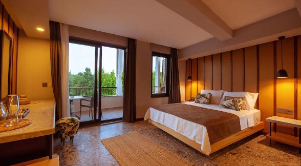 Arwen Hotel