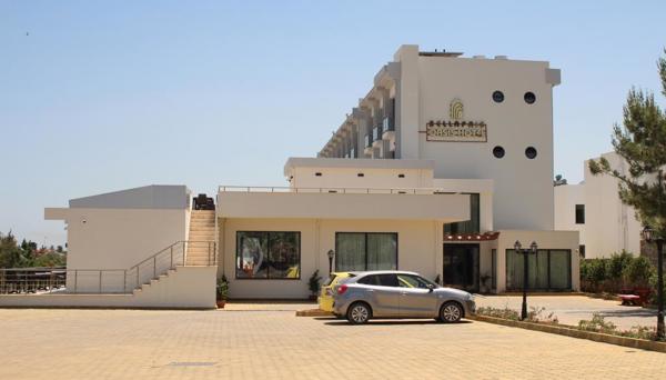 Oasis Hotel