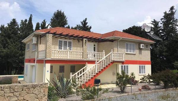 Australin Villa Lapta