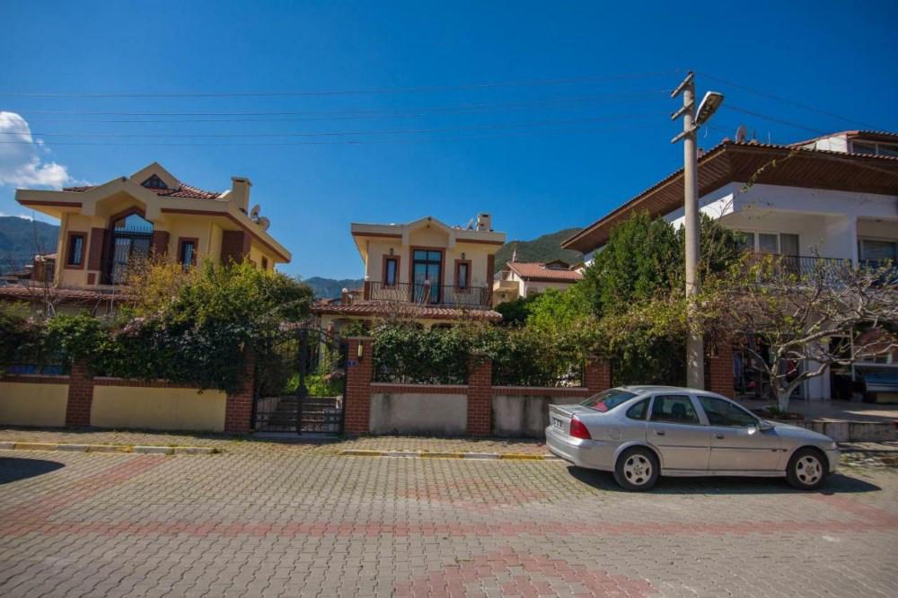 Villa Akar