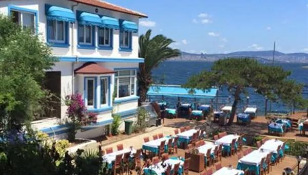 Pyrgos Hotel