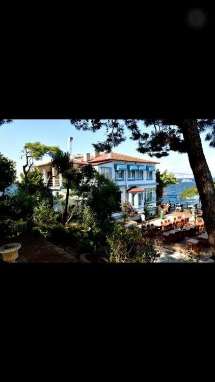 Pyrgos Hotel