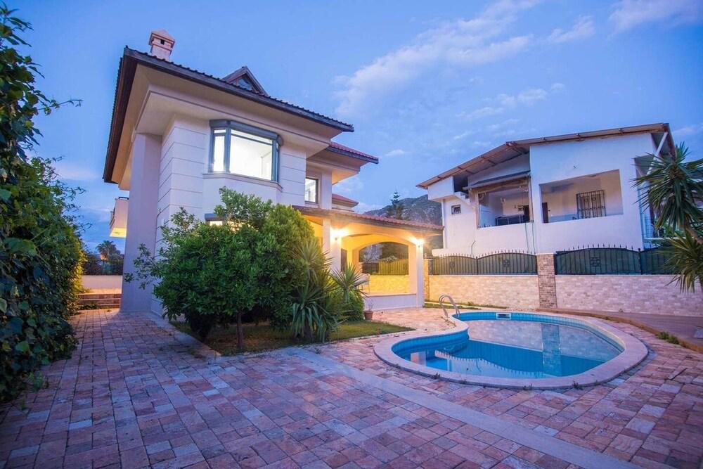 Villa Apple Tree Icmeler