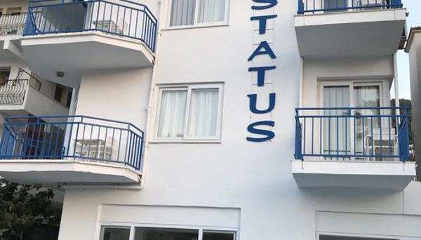 Status Hotel