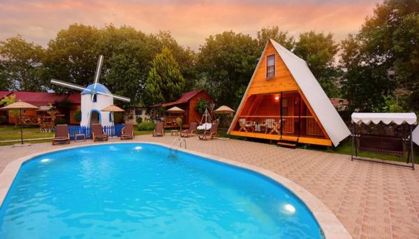 Yeldeğirmeni Bungalow Hotel