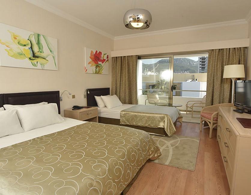 Jasmine Court Hotel
