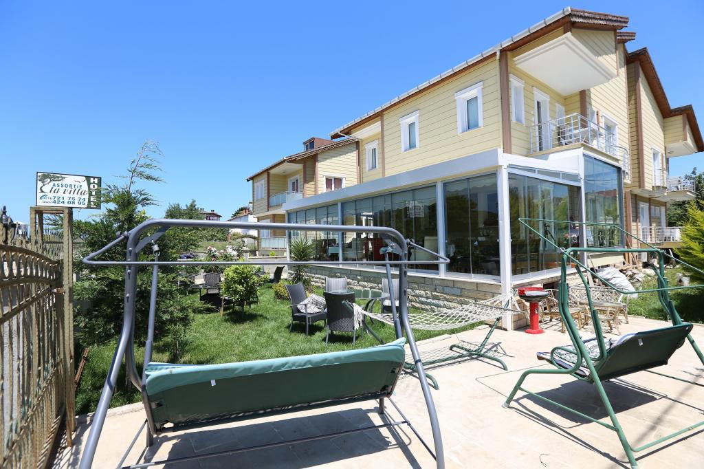 Assortie La Villa Otel