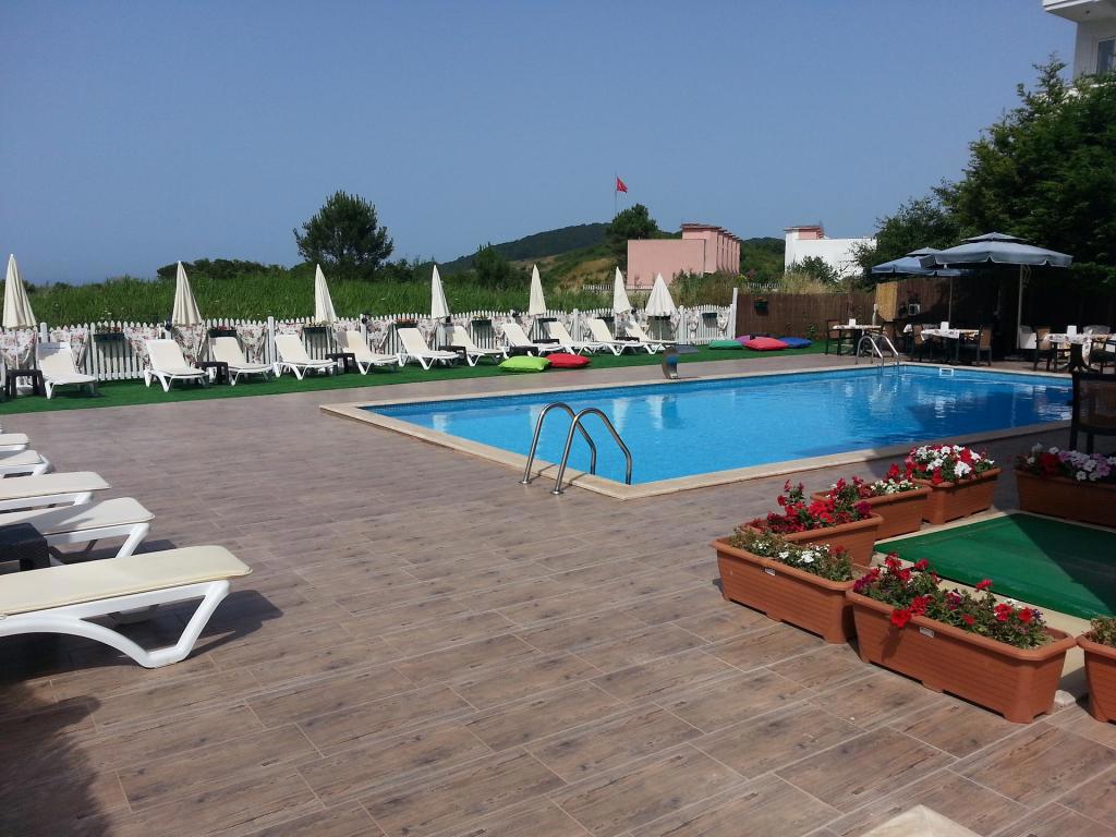 Velena Hotel
