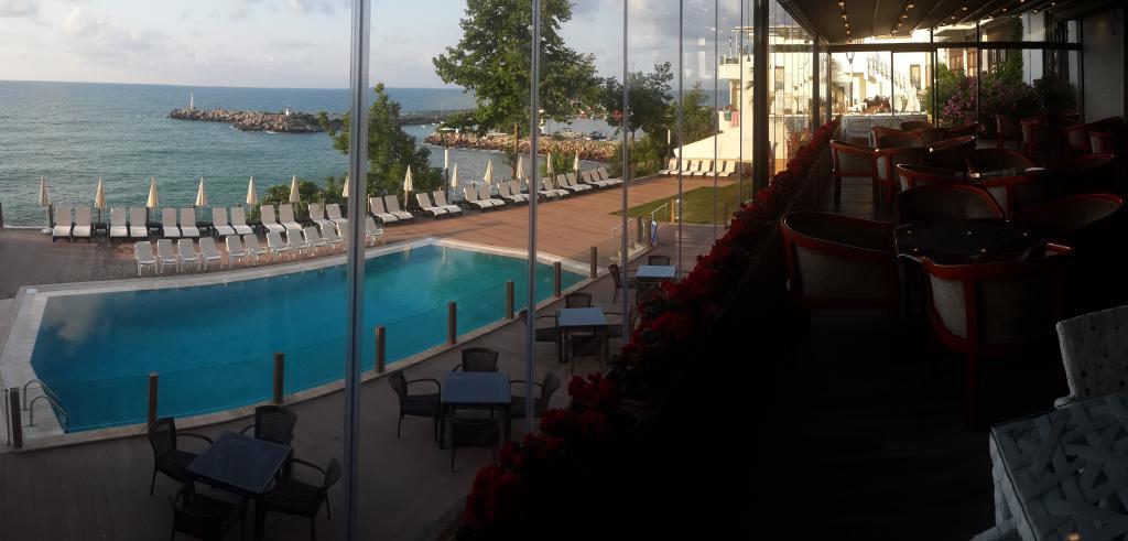 Diapolis Hotel