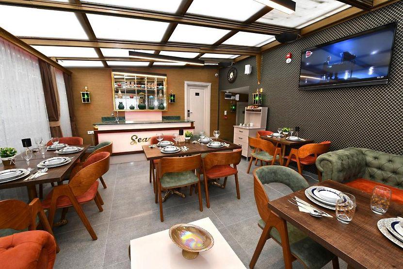 Seamoon Hotel