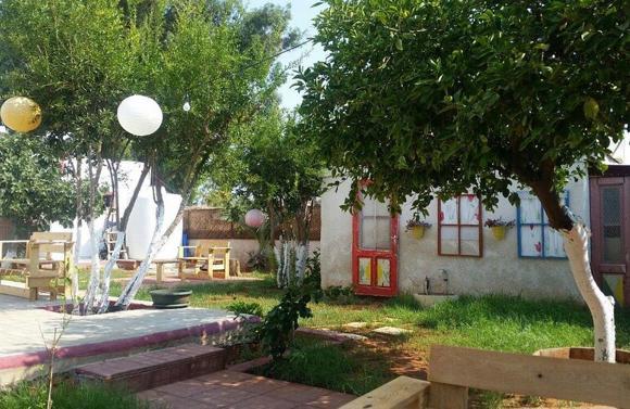 Betül Konuk Evi