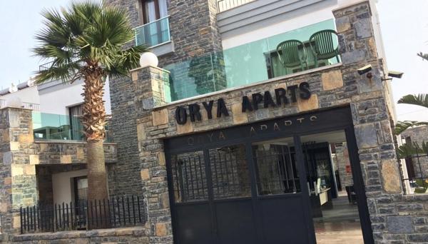 Orya Aparts