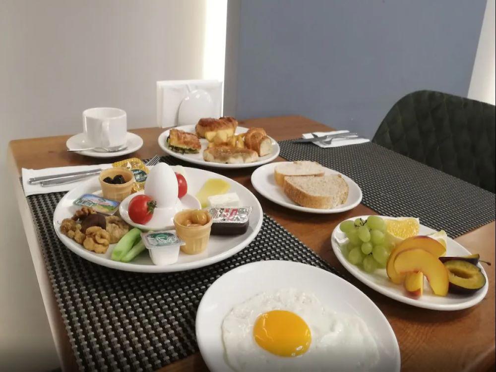 Kayhan City Hotel