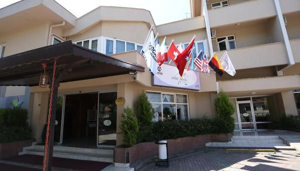 Seka Park Hotel