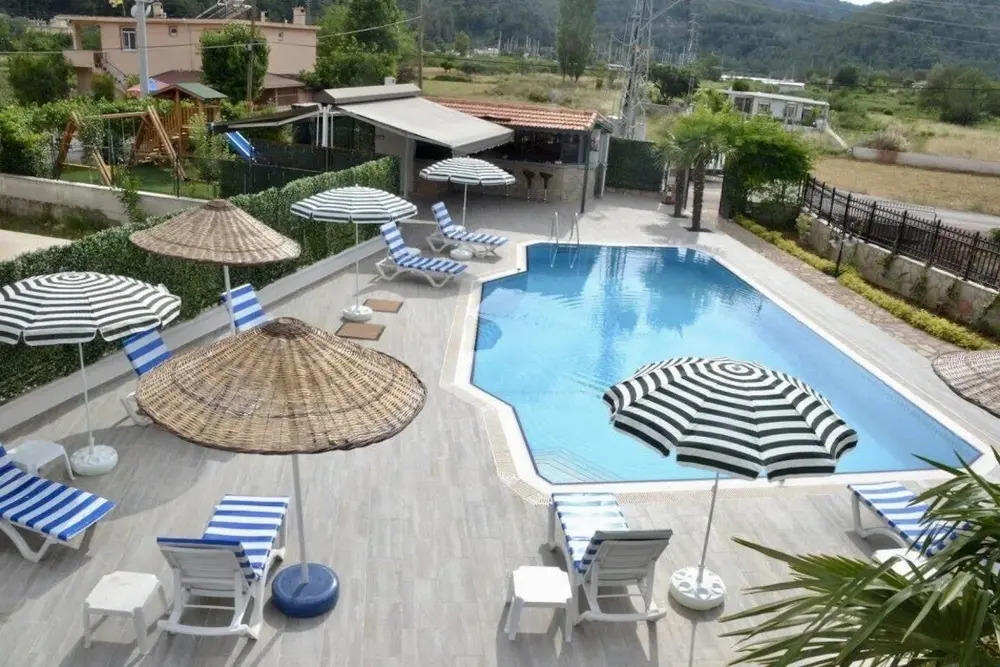 Bybassios Hotel