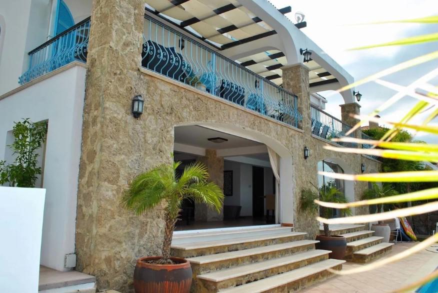 Villa Alex By Amy Villas
