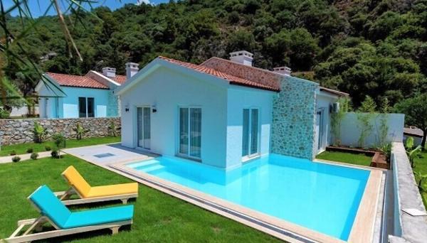 Villa Daisy 3 By Villamnet